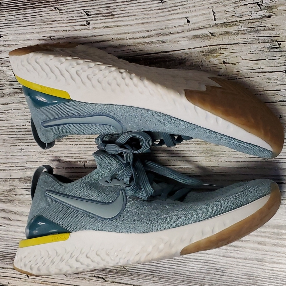Nike Epic React Sneakers - image 3